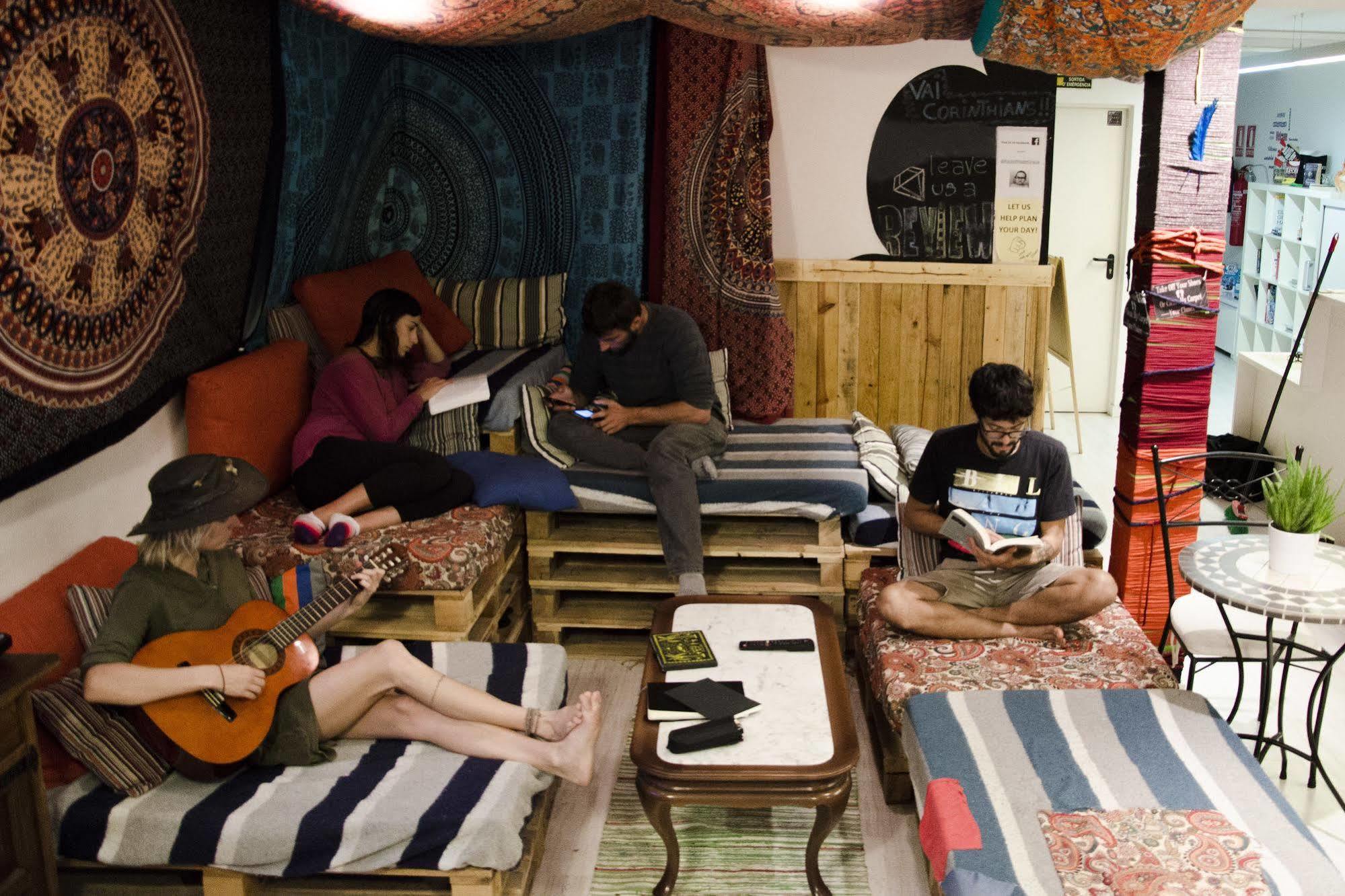 ברצלונה Rocket Hostels Gracia מראה חיצוני תמונה