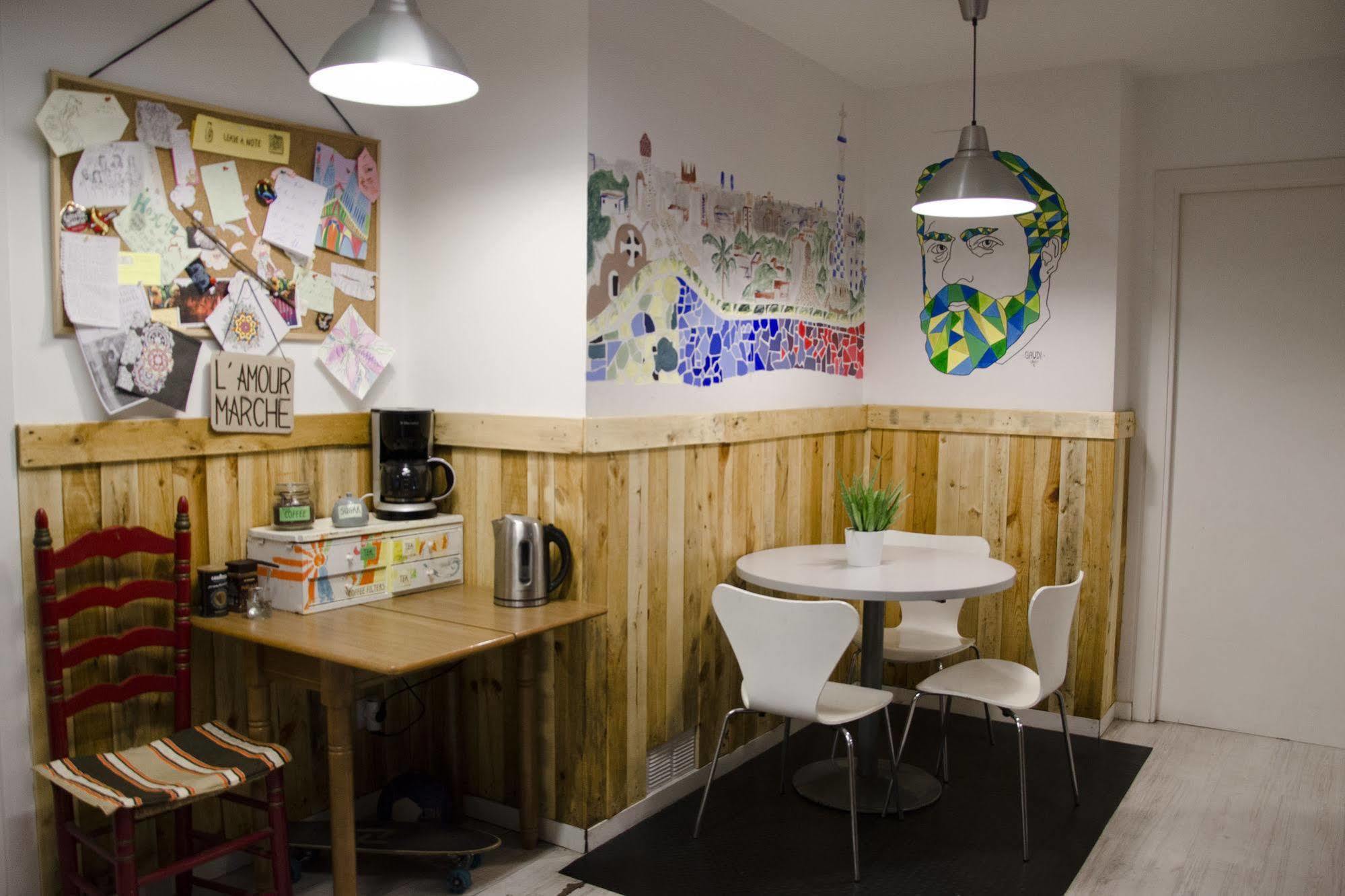 ברצלונה Rocket Hostels Gracia מראה חיצוני תמונה