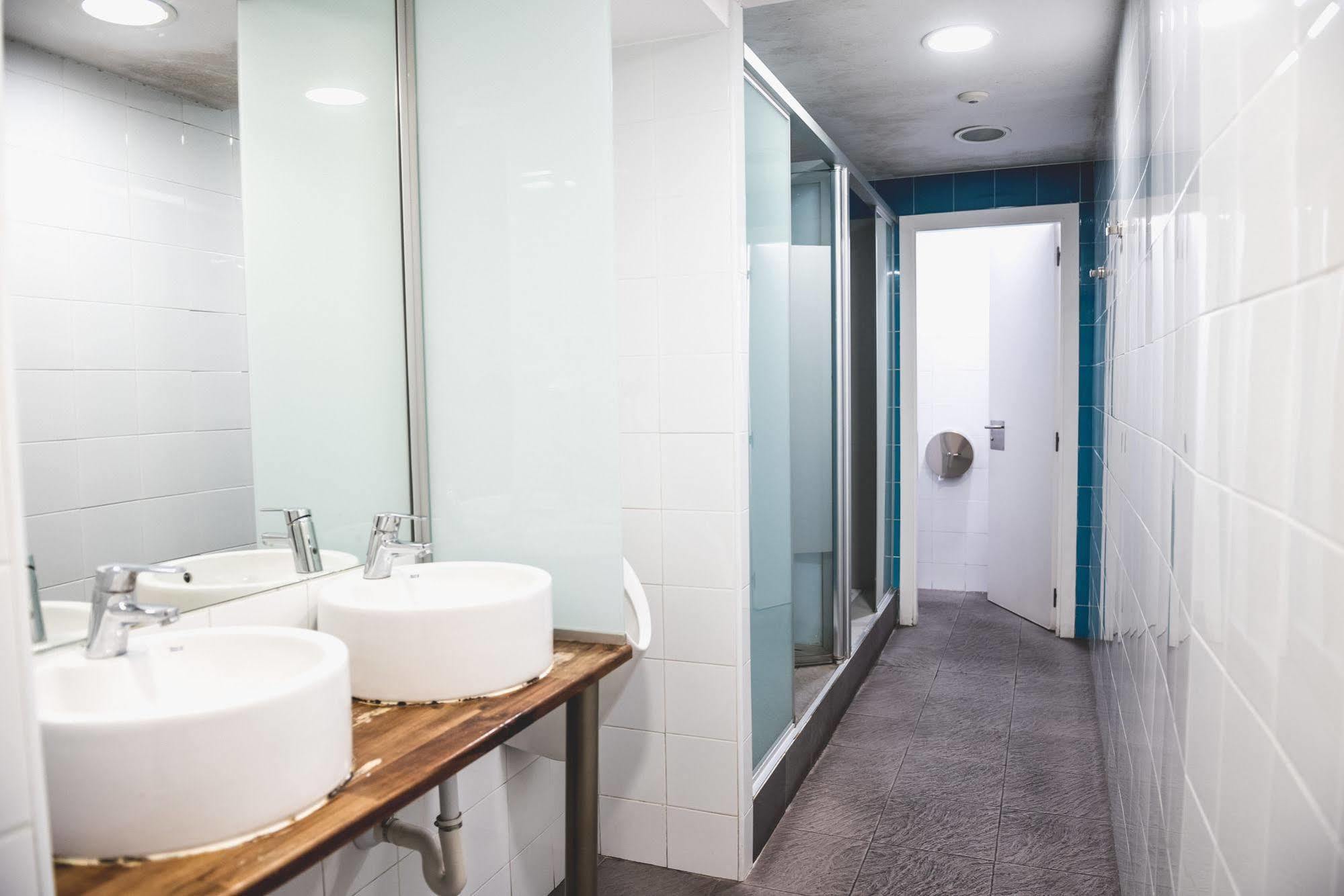 ברצלונה Rocket Hostels Gracia מראה חיצוני תמונה