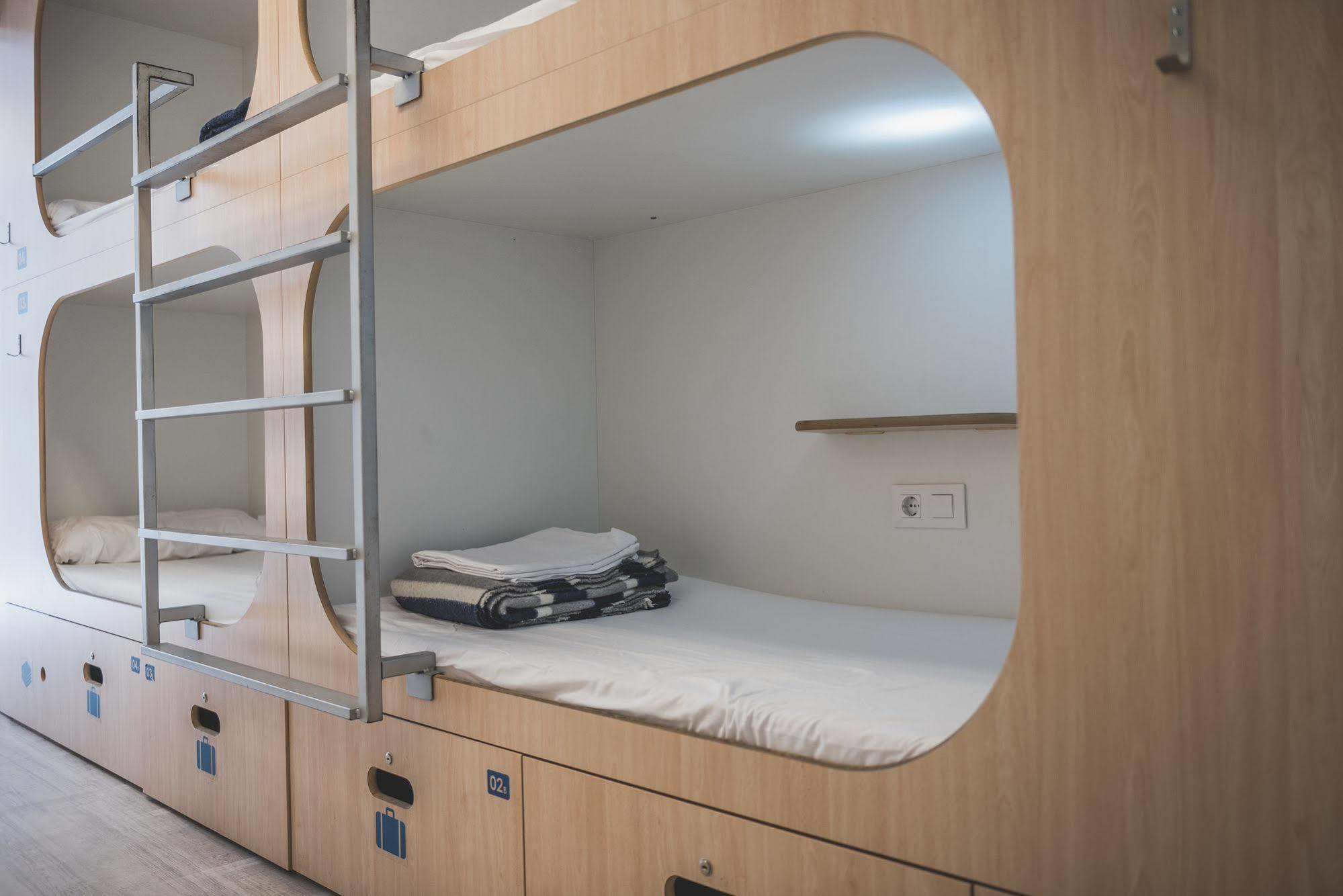 ברצלונה Rocket Hostels Gracia מראה חיצוני תמונה
