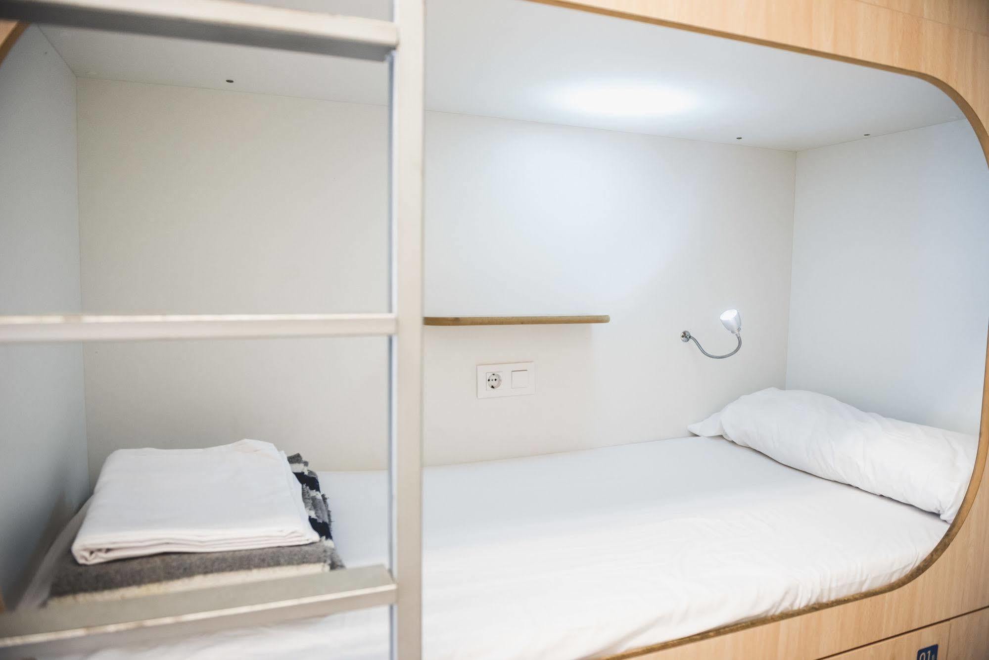 ברצלונה Rocket Hostels Gracia מראה חיצוני תמונה
